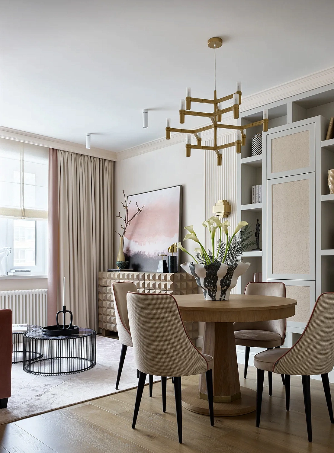 Apartment with universal layout