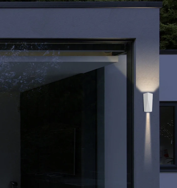 Wall light WIGTRI2 adjustable up-down LED 11W WHT