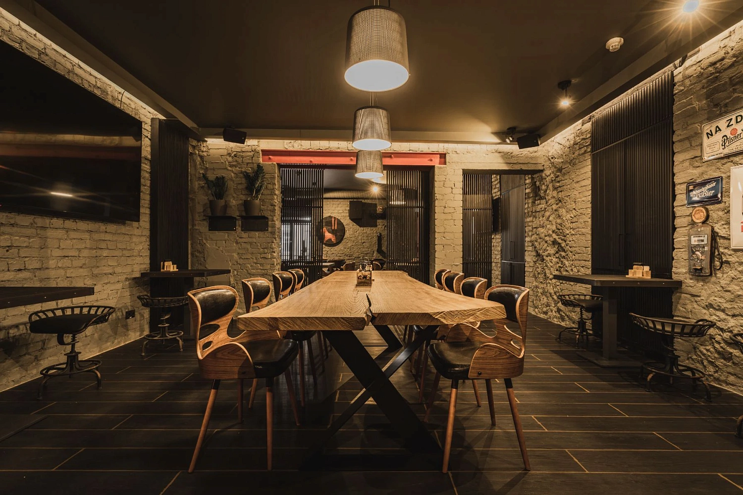 "Two more beers" restaurant