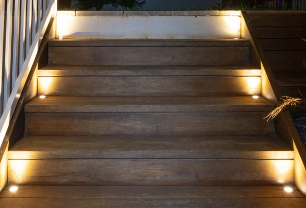 Step Inground light Brillo LED 3W 3CCT 12V HV2894T-BLK-12V Step Inground light Brillo LED 3W 3CCT 12V HV2894T-BLK-12V