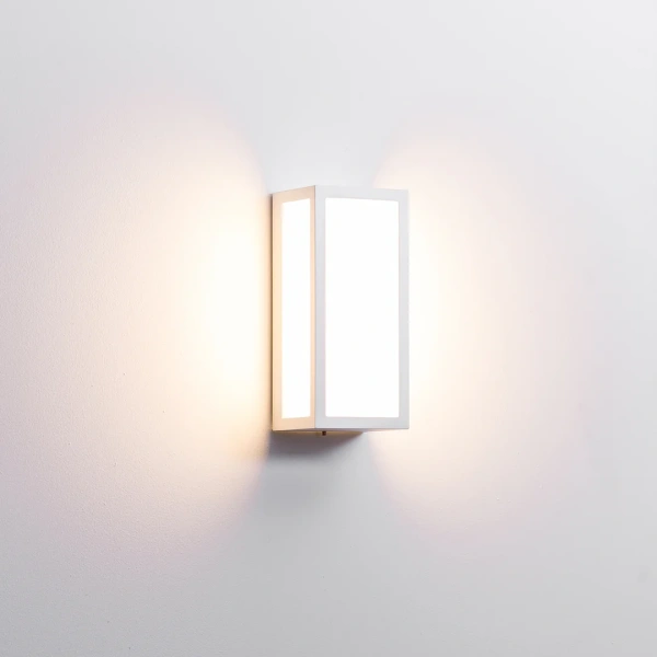Wall light Jasper WHT LED HV3669T-WHT IP65