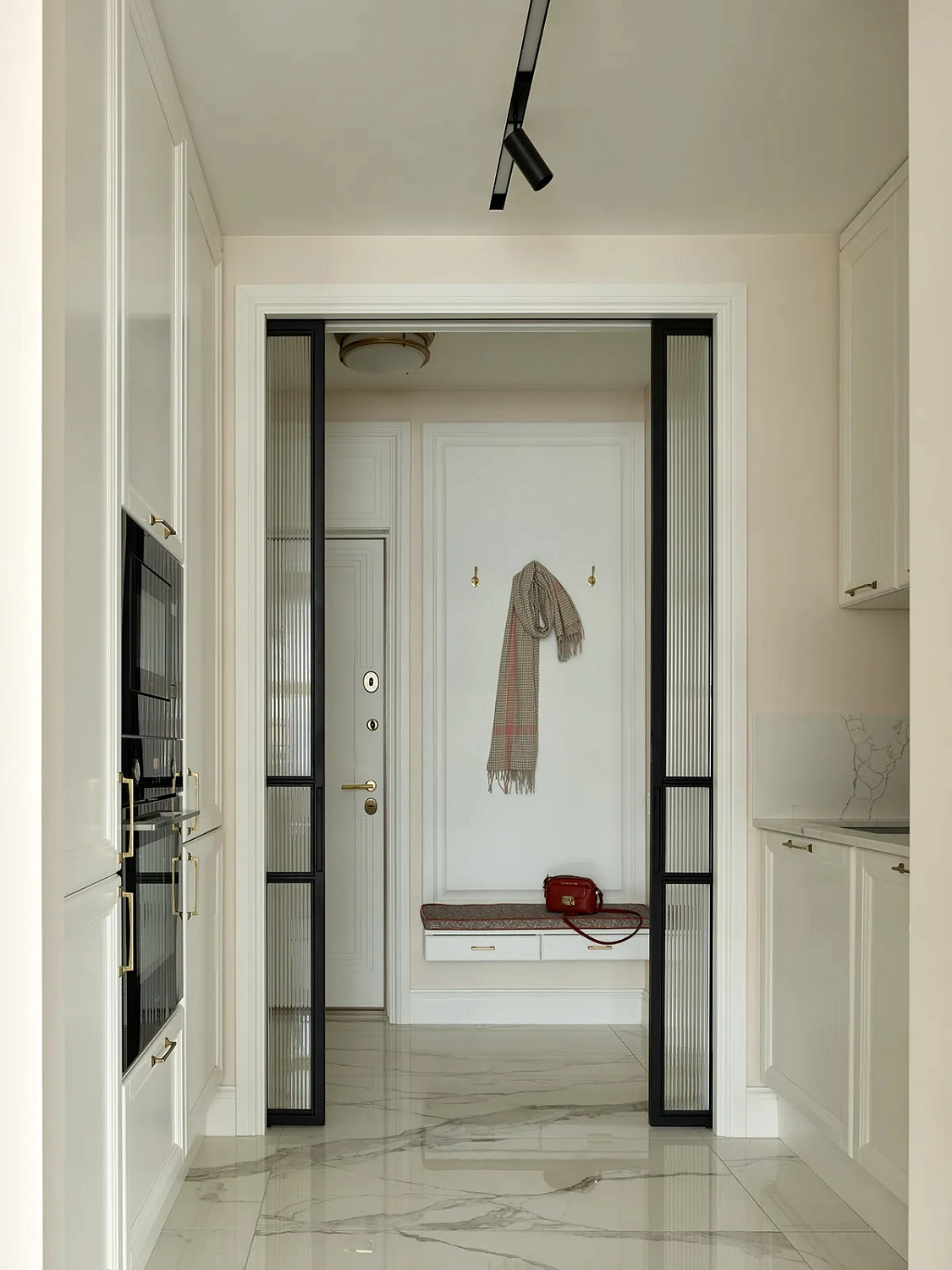 Apartment with universal layout