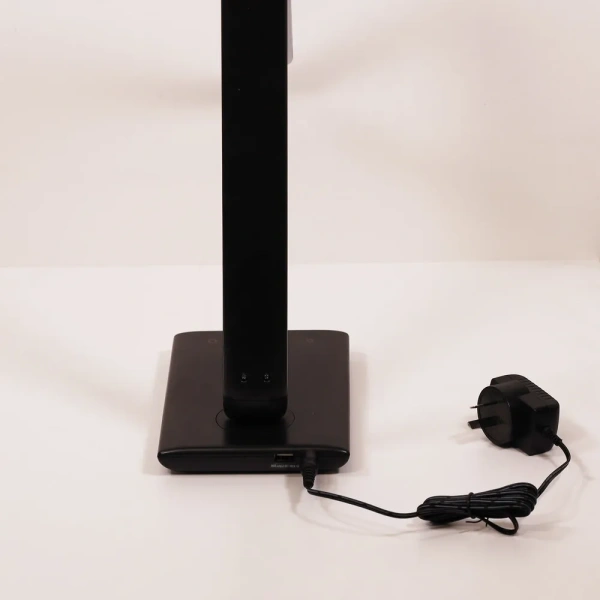 Desk lamp LUKE LED BLACK TOUCH DIM USB PORT Desk lamp LUKE LED BLACK TOUCH DIM USB PORT
