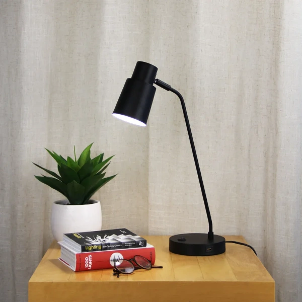 Desk lamp RIK WITH USB BLACK Desk lamp RIK WITH USB BLACK