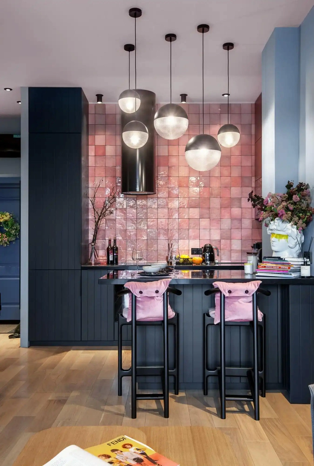 The Memphis-style apartment