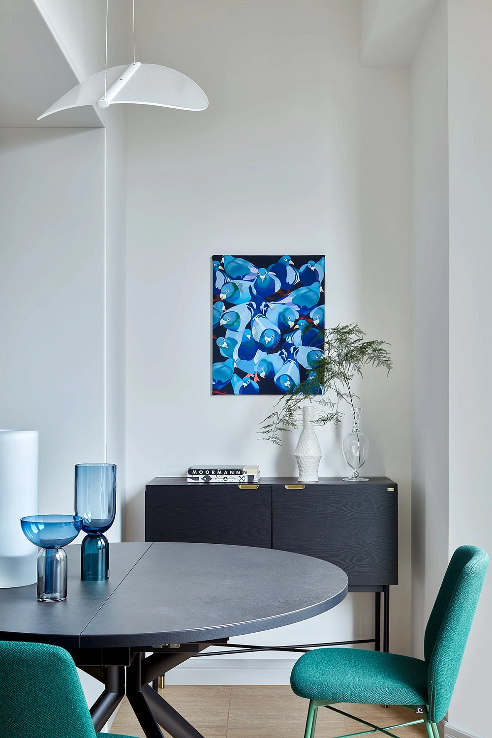 Apartment with emerald accents